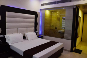  Hotel Royal Park 22  Chandigarh